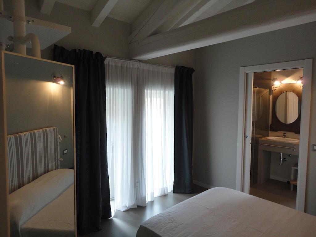 Corte Merighi Charming Rooms Verona Pokoj fotografie